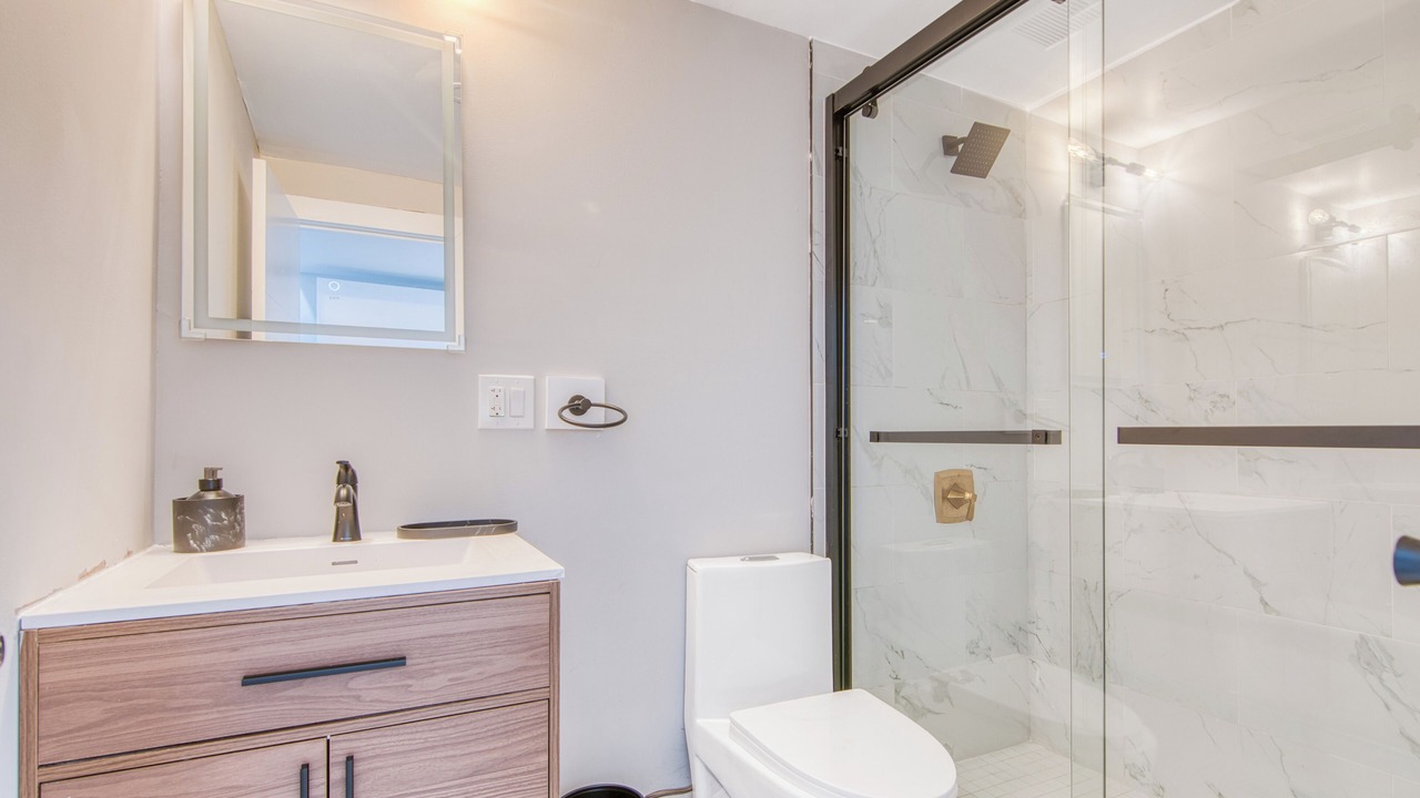 Photo of Bathroom in Port Morris