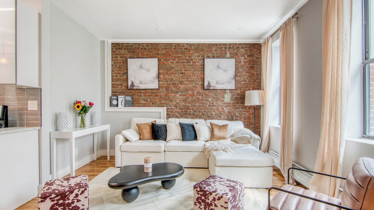 Photo of Livingroom in Port Morris