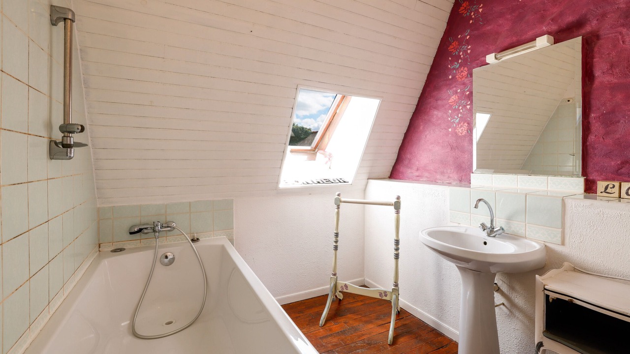Photo of Bathroom in Cleguerec