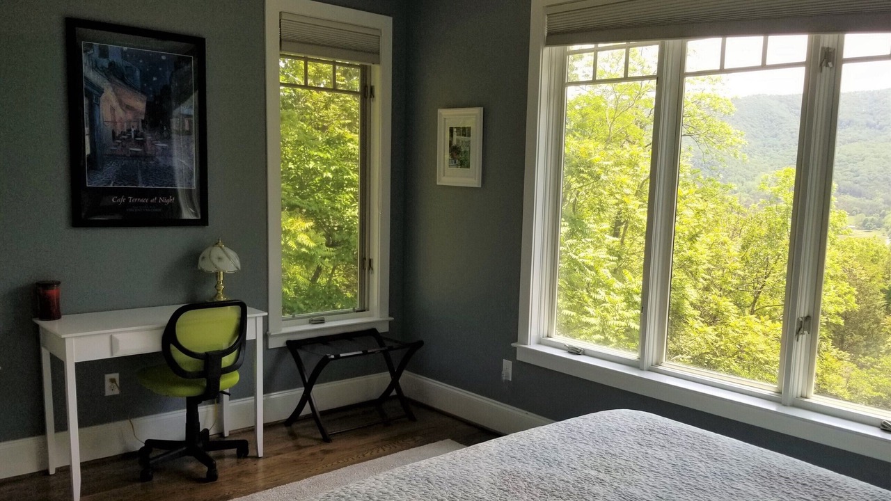 Photo of Bedroom in Blacksburg