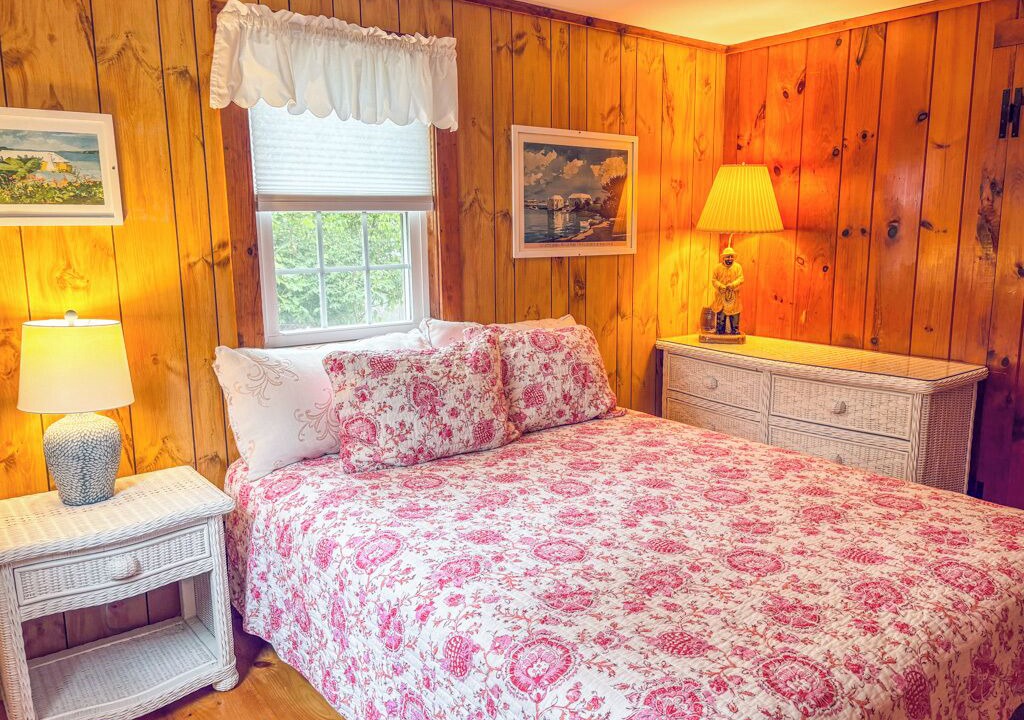 Photo of Bedroom in Dennis