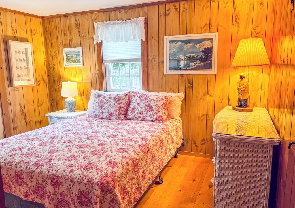 Photo of Bedroom in Dennis