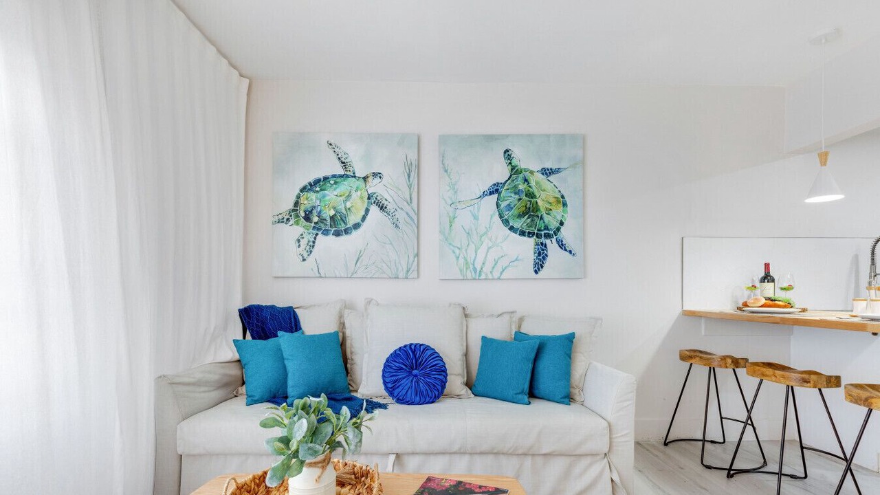 Photo of Livingroom in North Beach