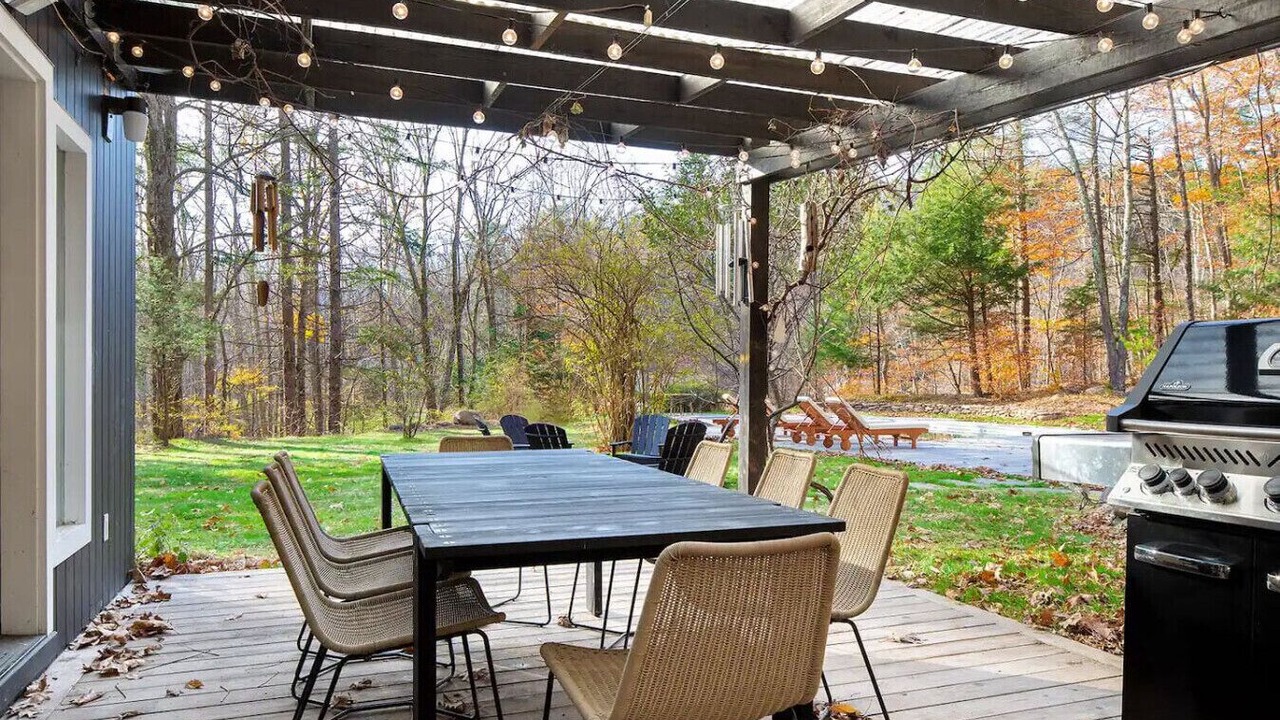 Photo of Outdoor in Shady