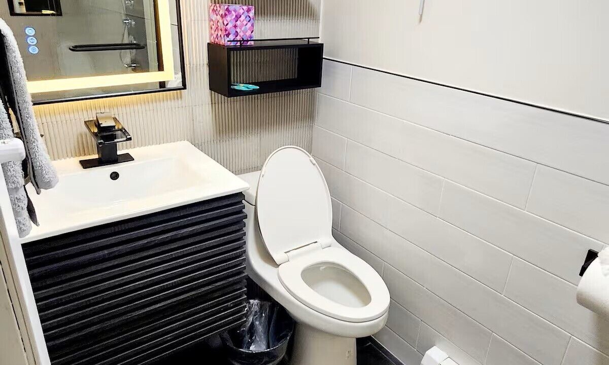 Photo of Bathroom in Hicksville