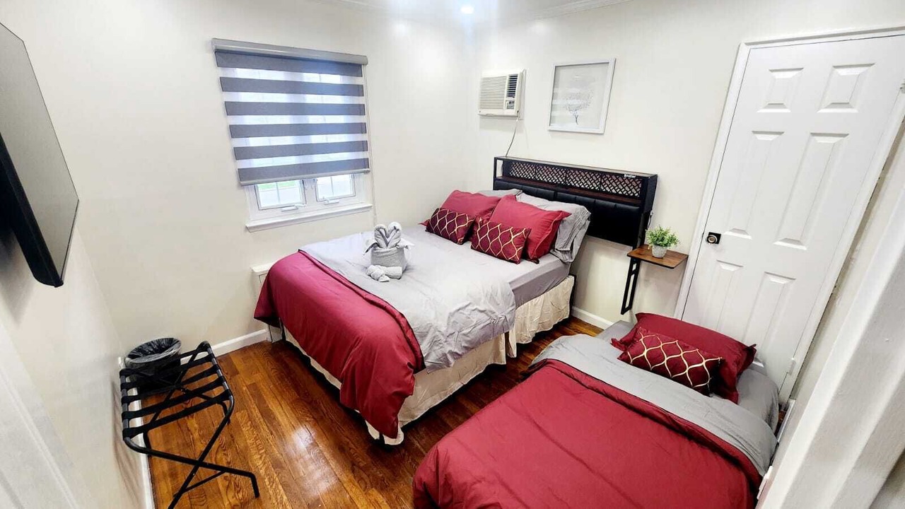 Photo of Bedroom in Hicksville