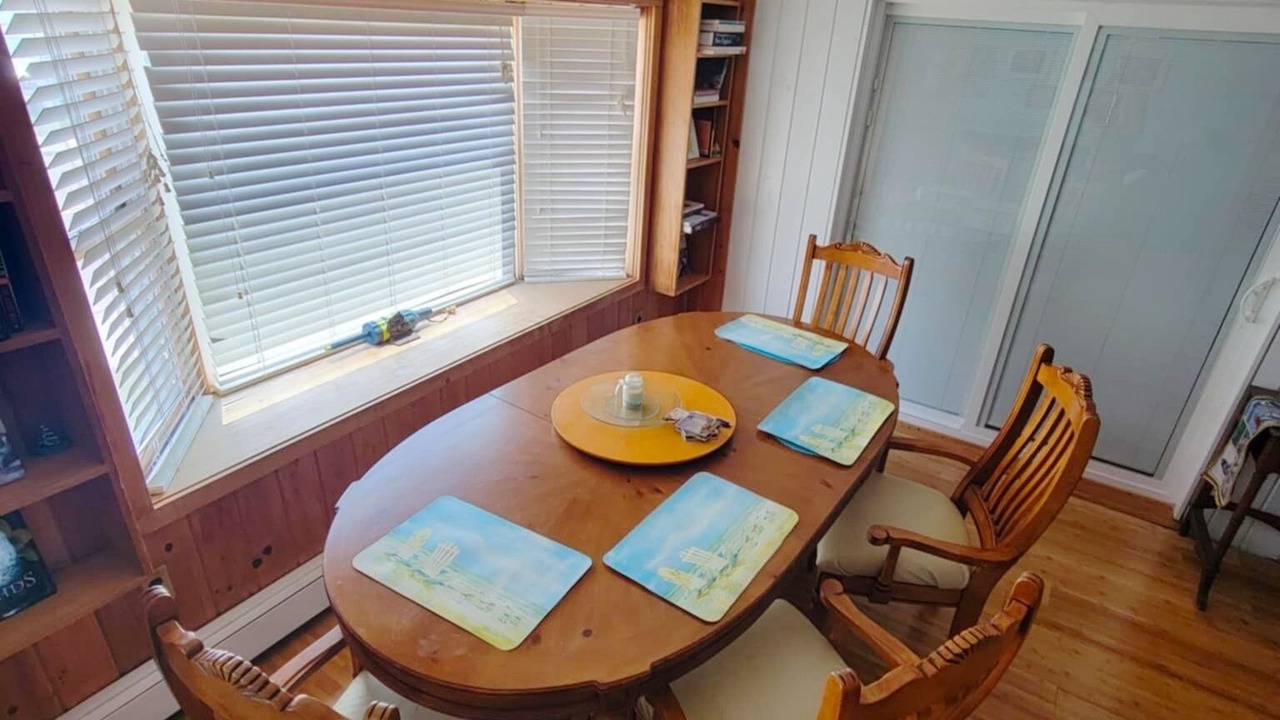 Photo of Livingroom in Hull