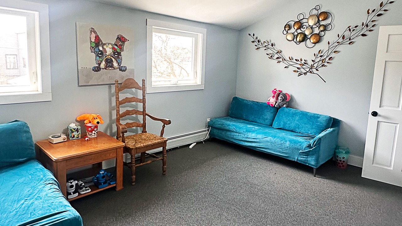 Photo of Livingroom in Lee