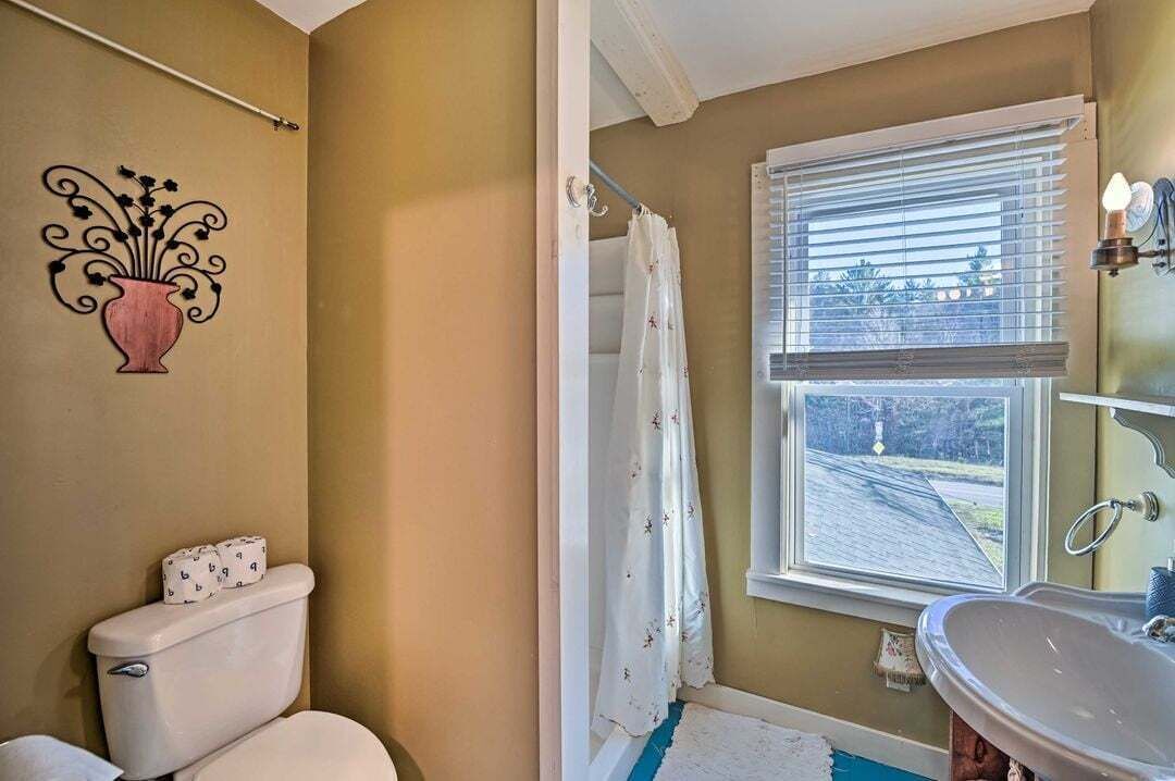 Photo of Bathroom in Olmstedville
