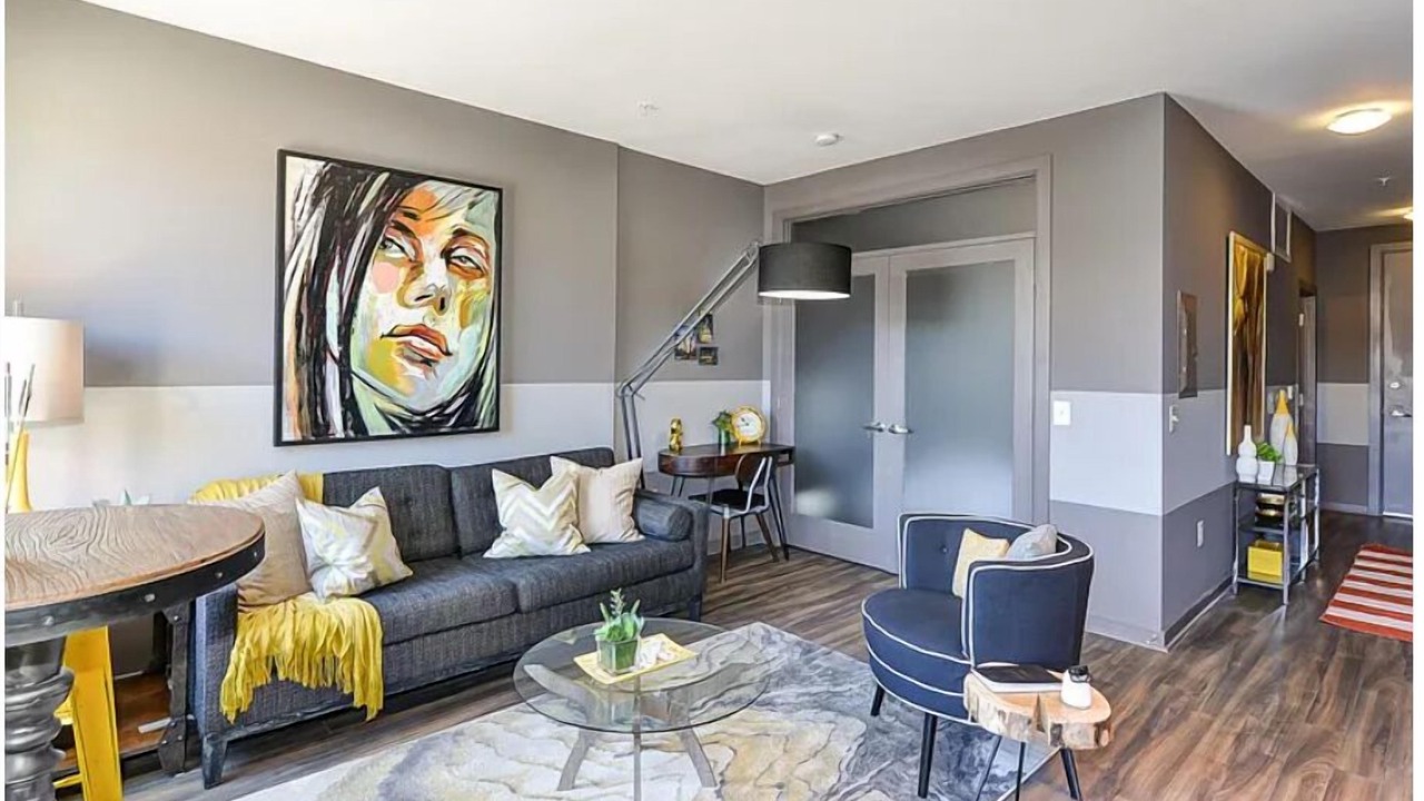 Photo of Livingroom in Logan Circle