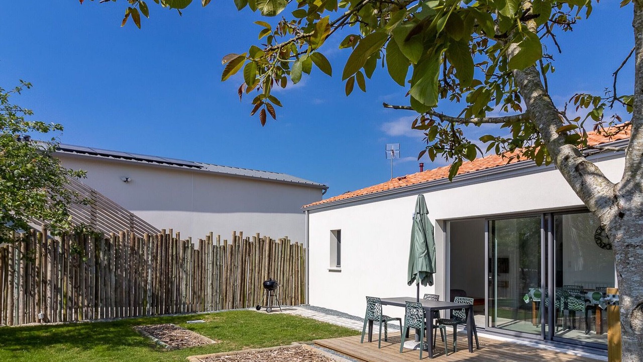 Photo of Outdoor in Saint-Christophe-la-Couperie
