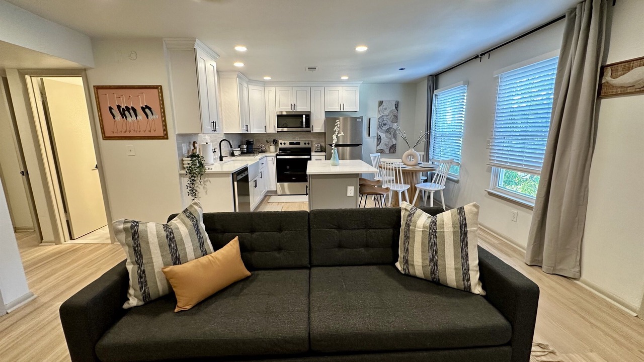 Photo of Livingroom in East Ocean View