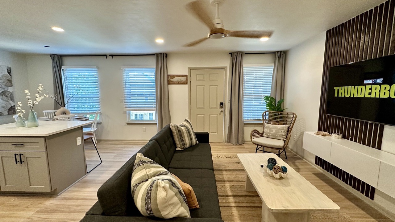 Photo of Livingroom in East Ocean View