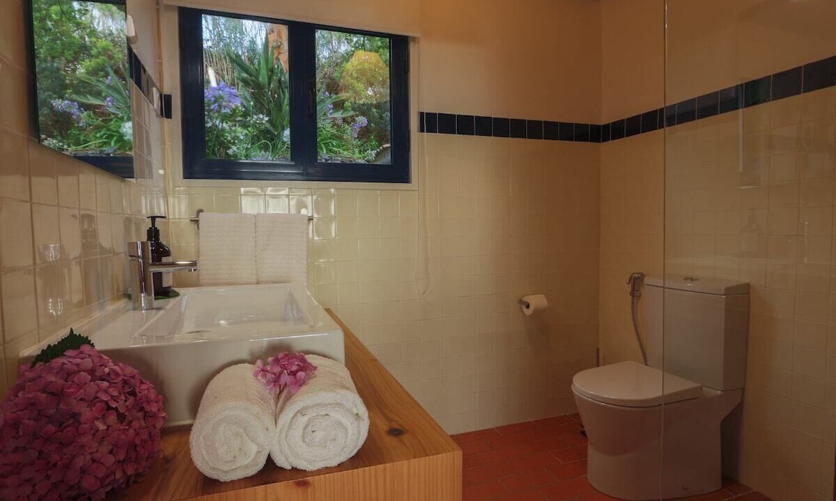 Photo of Bathroom in Mosteiros
