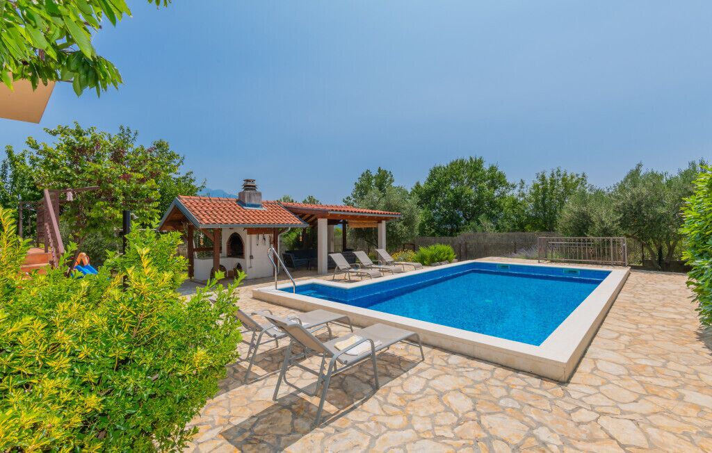 Photo of Outdoor in Sestanovac