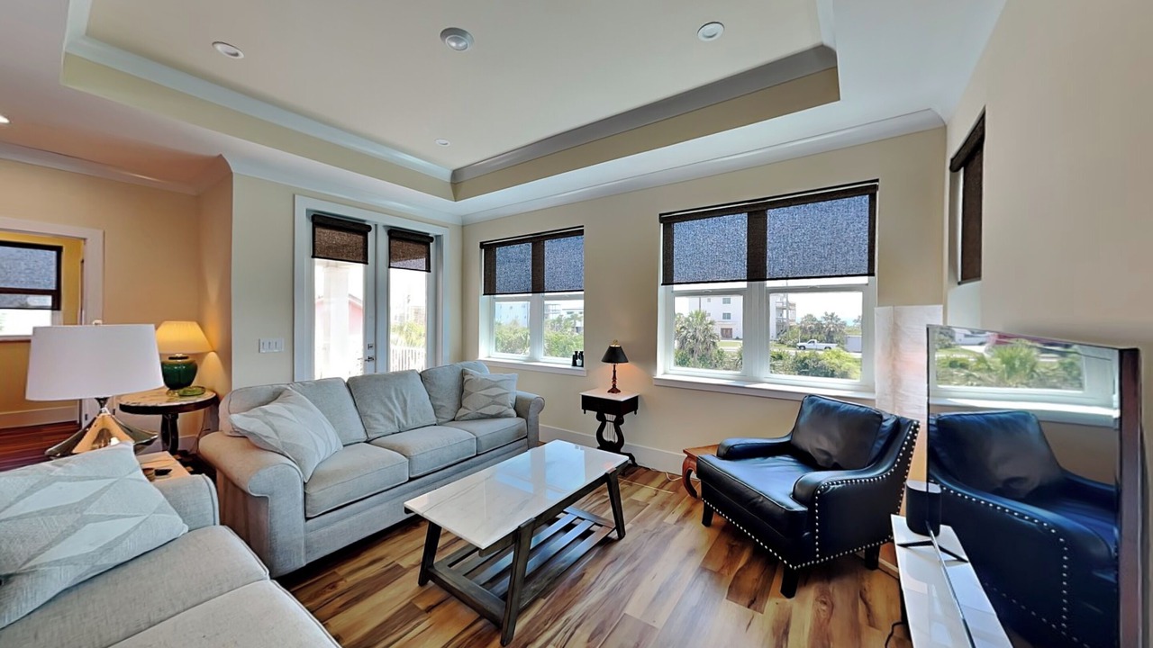 Photo of Patio Balcony in Painters Walk