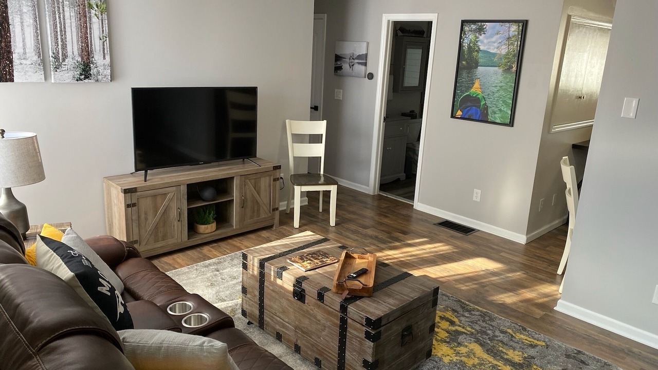 Photo of Livingroom in West Glens Falls
