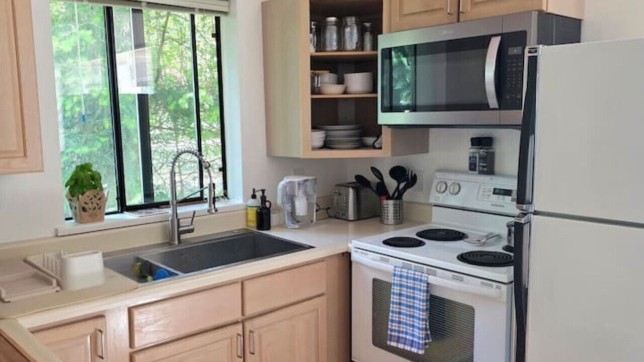 Photo of Kitchen in Point Roberts