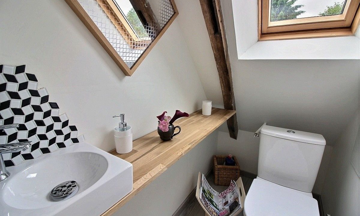 Photo of Bathroom in Belle-Isle-en-Terre