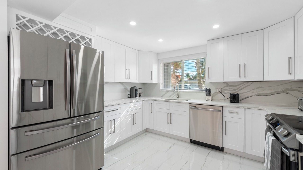 Photo of Kitchen in Lauderdale Isles