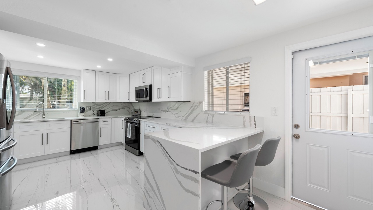 Photo of Kitchen in Lauderdale Isles