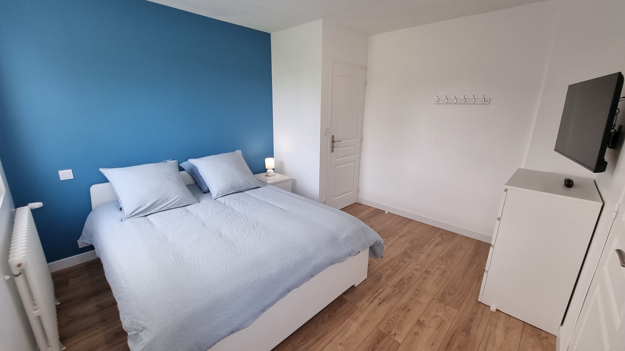 Photo of Bedroom in Le Ru
