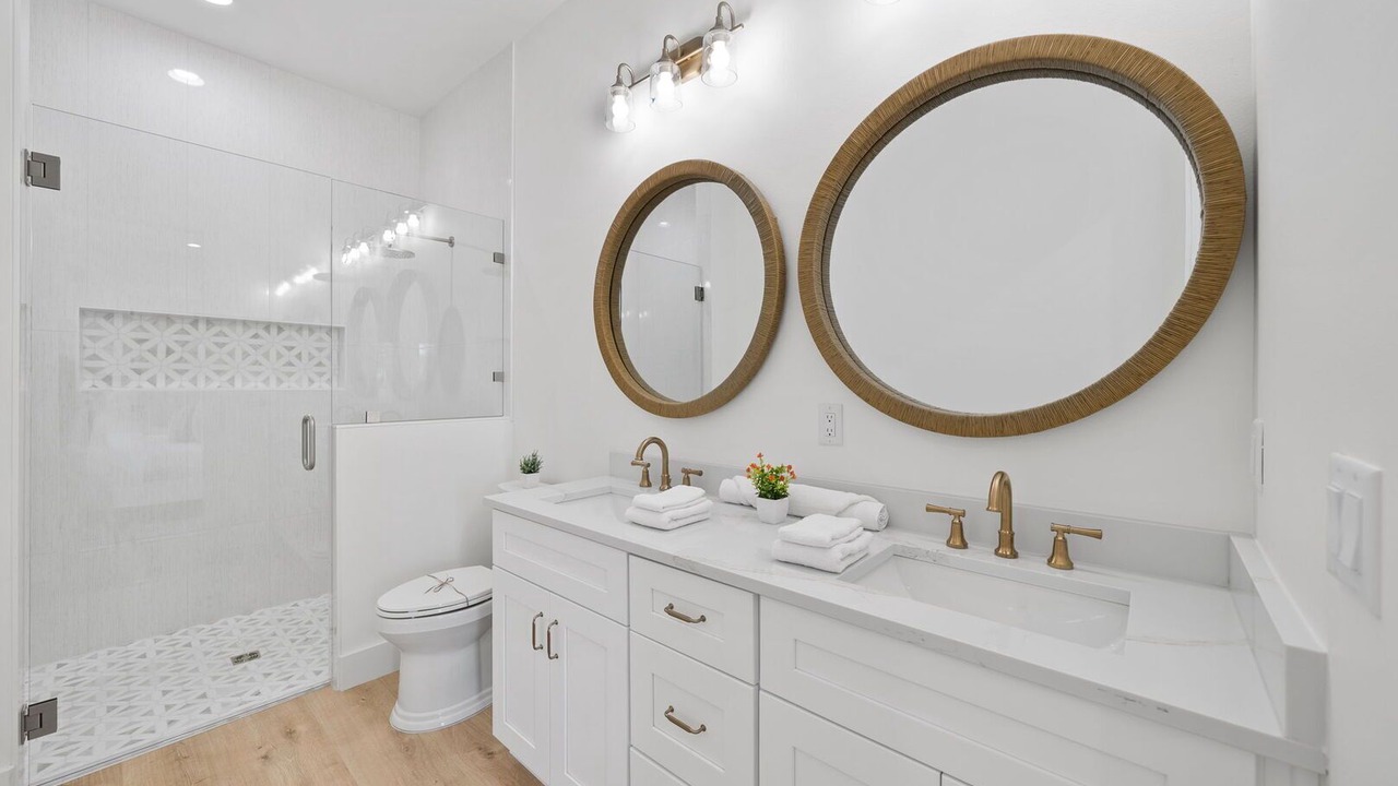 Photo of Bathroom in Village of Sugar Beach