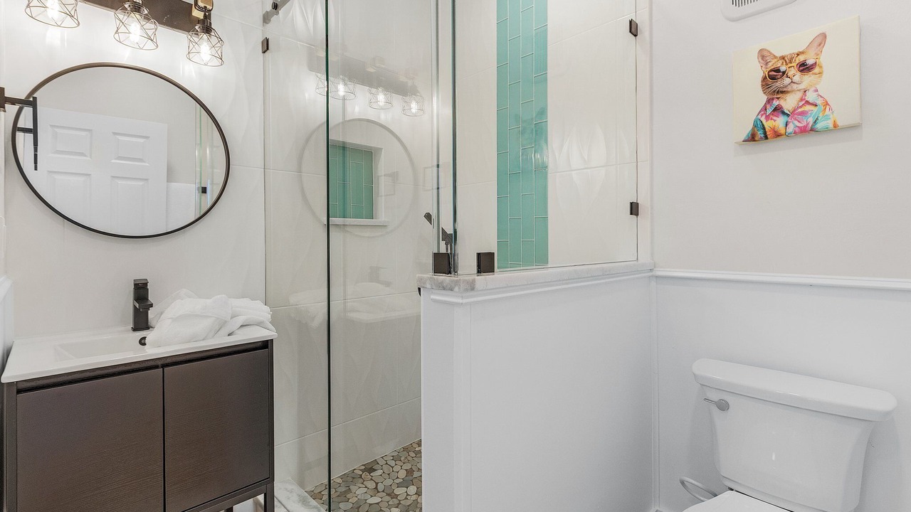 Photo of Bathroom in Pine Island Center
