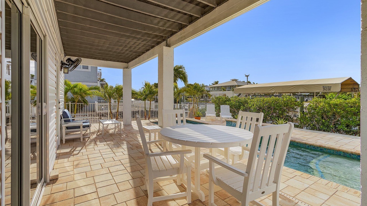 Photo of Outdoor in Pine Island Center