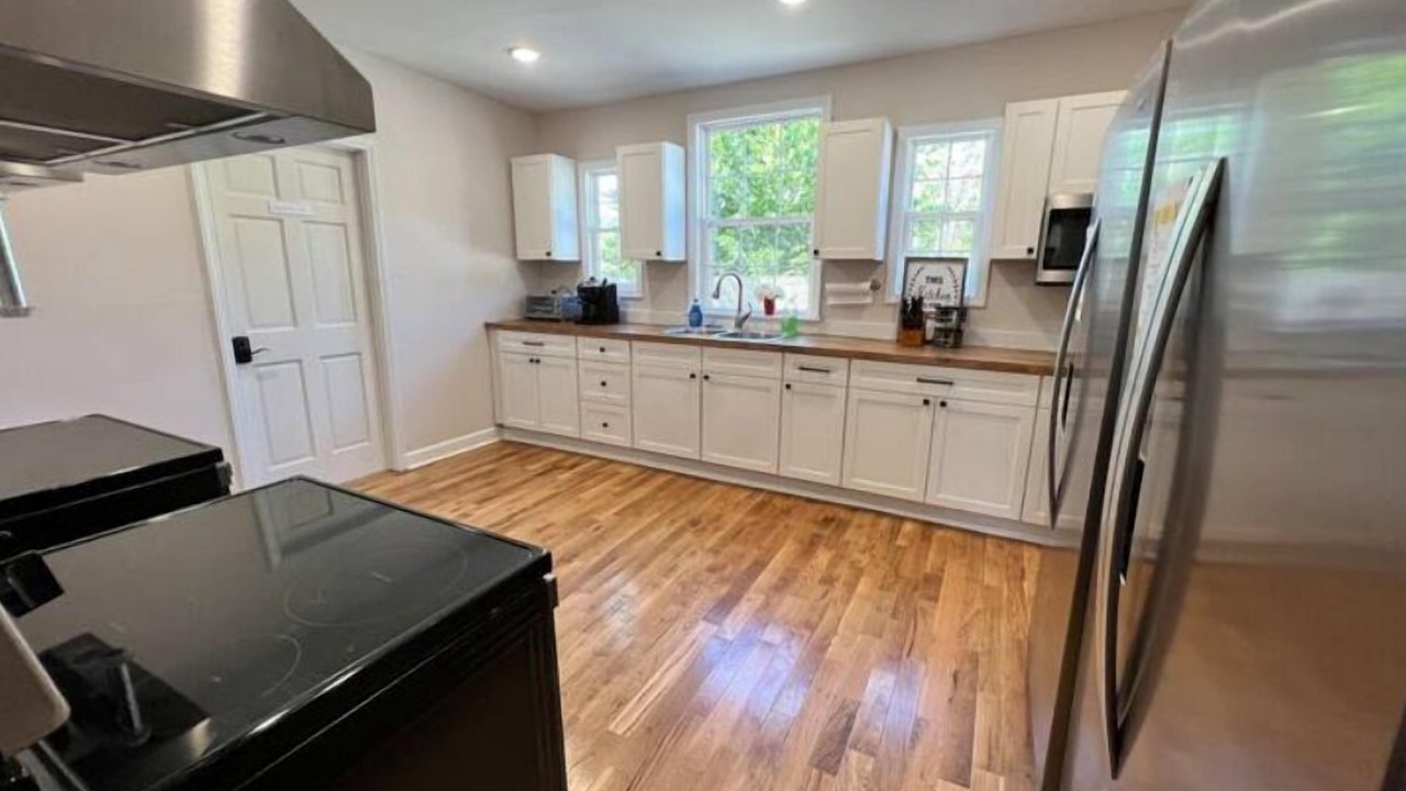 Photo of Kitchen in Fries
