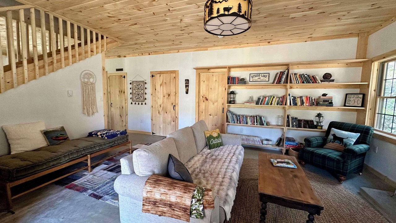 Photo of Livingroom in Cooperstown