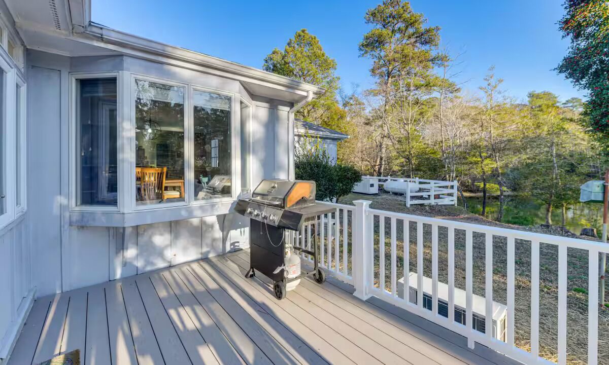 Photo of Patio Balcony in Weems