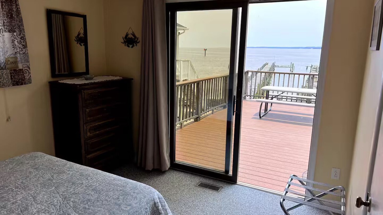 Photo of Bedroom in Colonial Beach