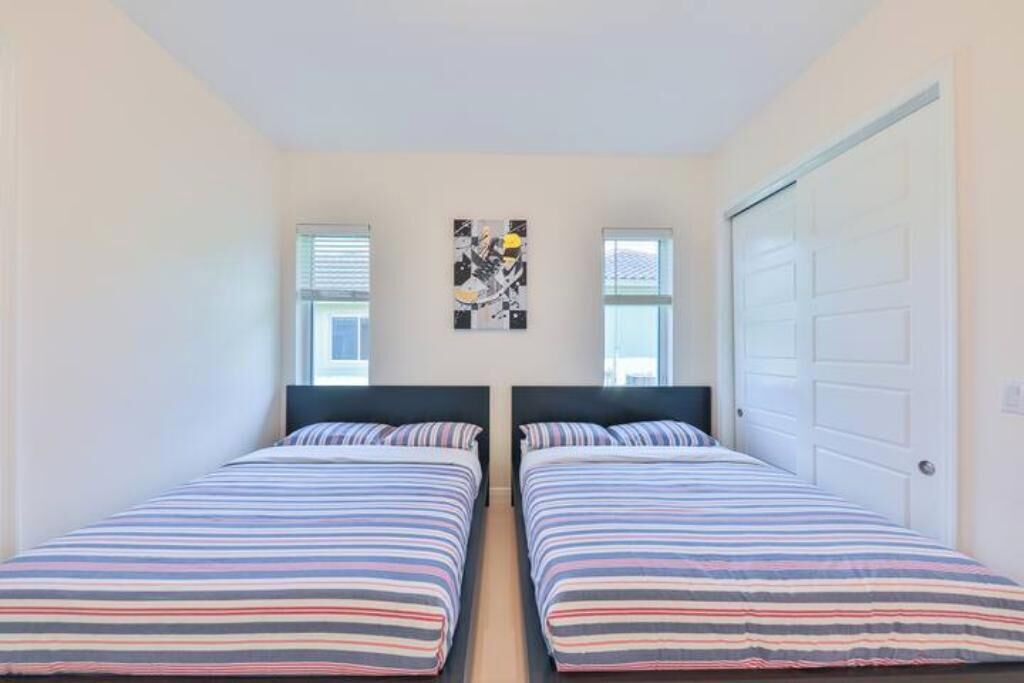 Photo of Bedroom in Davie