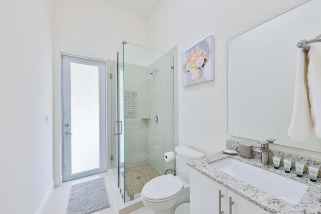 Photo of Bathroom in Davie