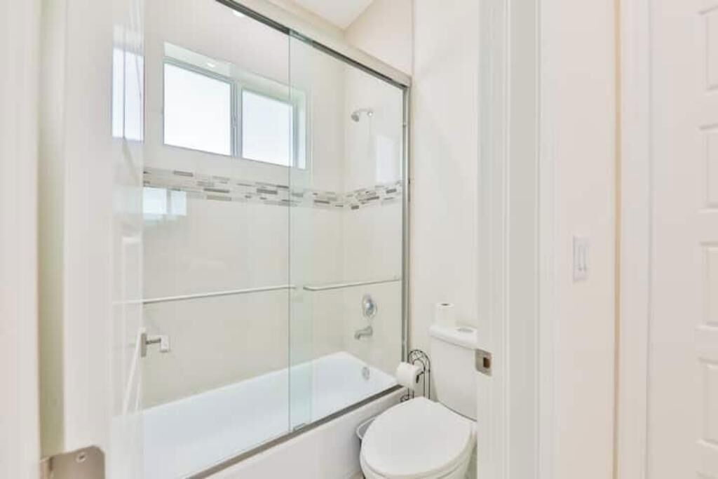 Photo of Bathroom in Davie