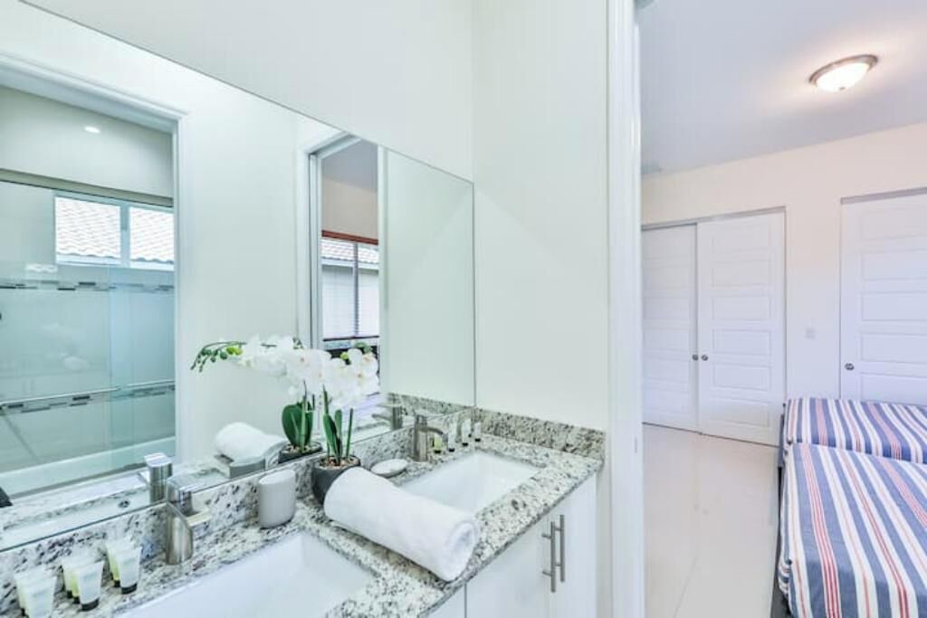 Photo of Bathroom in Davie