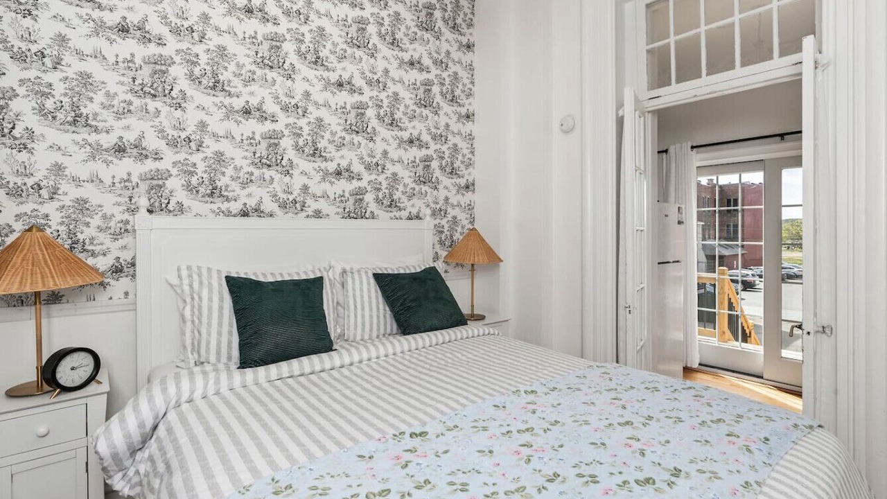 Photo of Bedroom in Troy