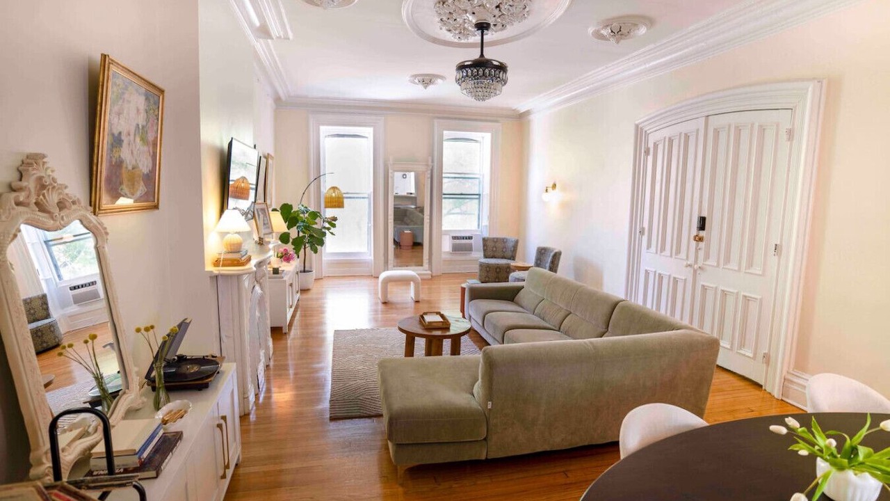 Photo of Livingroom in Troy