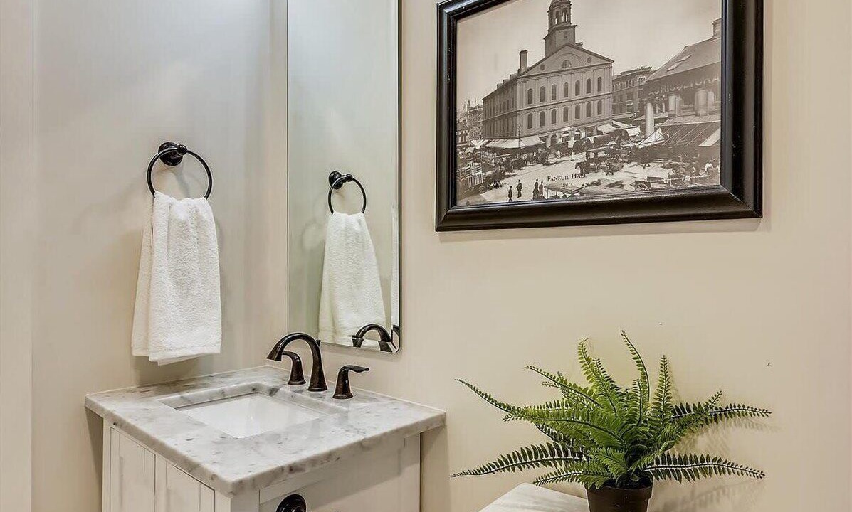 Photo of Bathroom in Forest Hills - Woodbourne