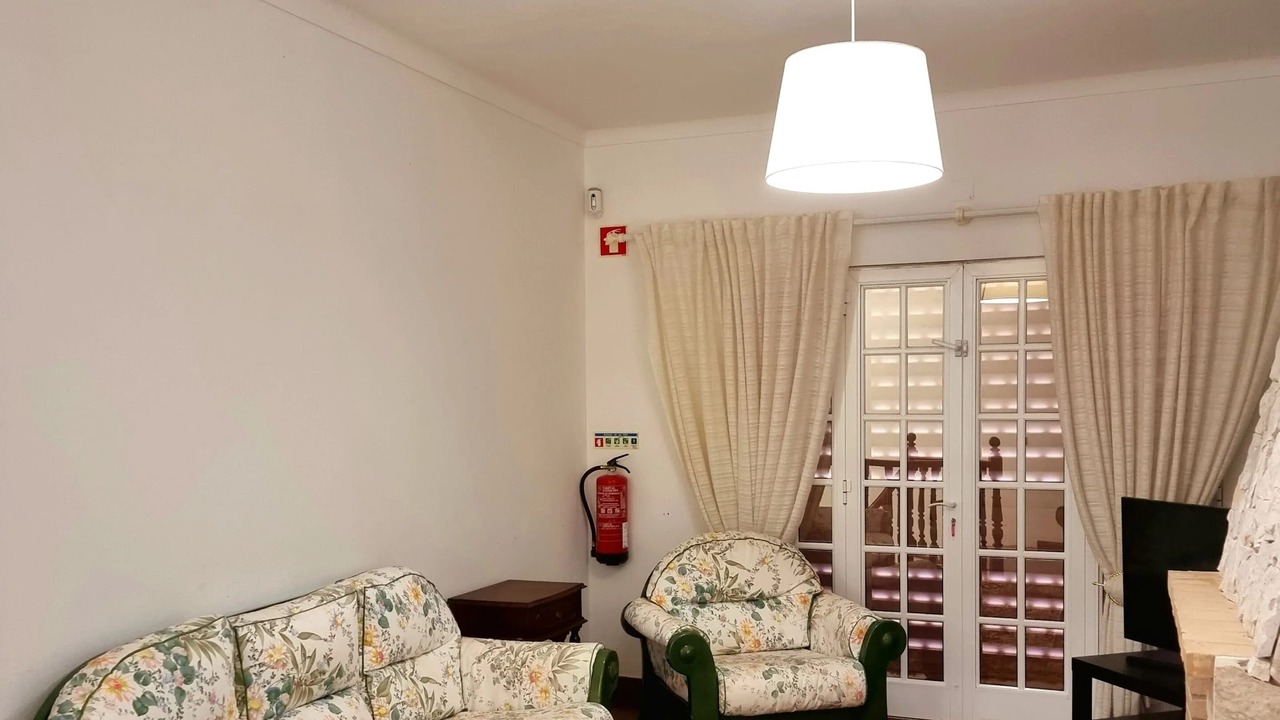 Photo of Livingroom in Alfeicao