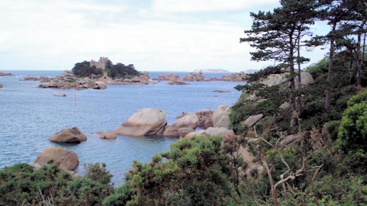 Photo of Others in Tredrez-Locquemeau