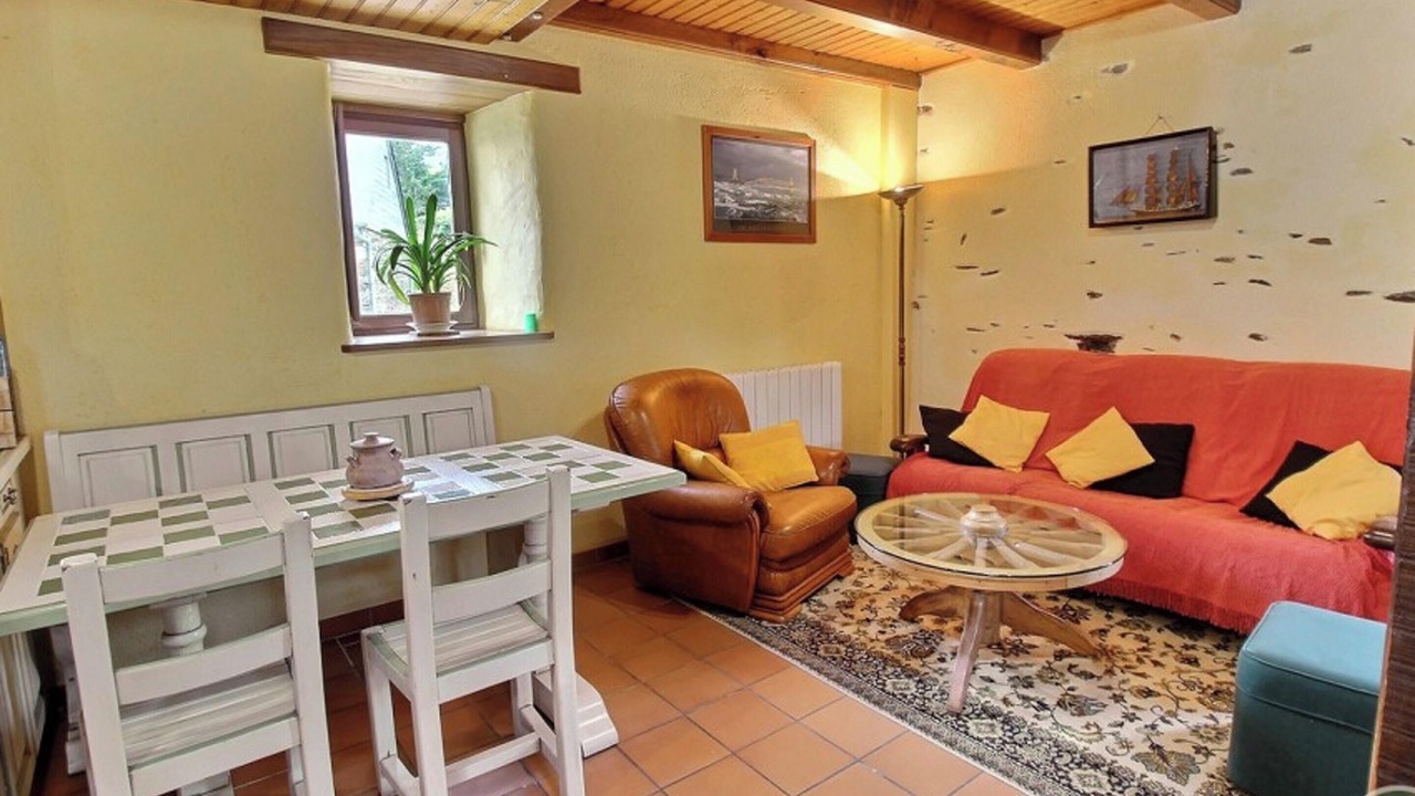 Photo of Livingroom in Tredrez-Locquemeau