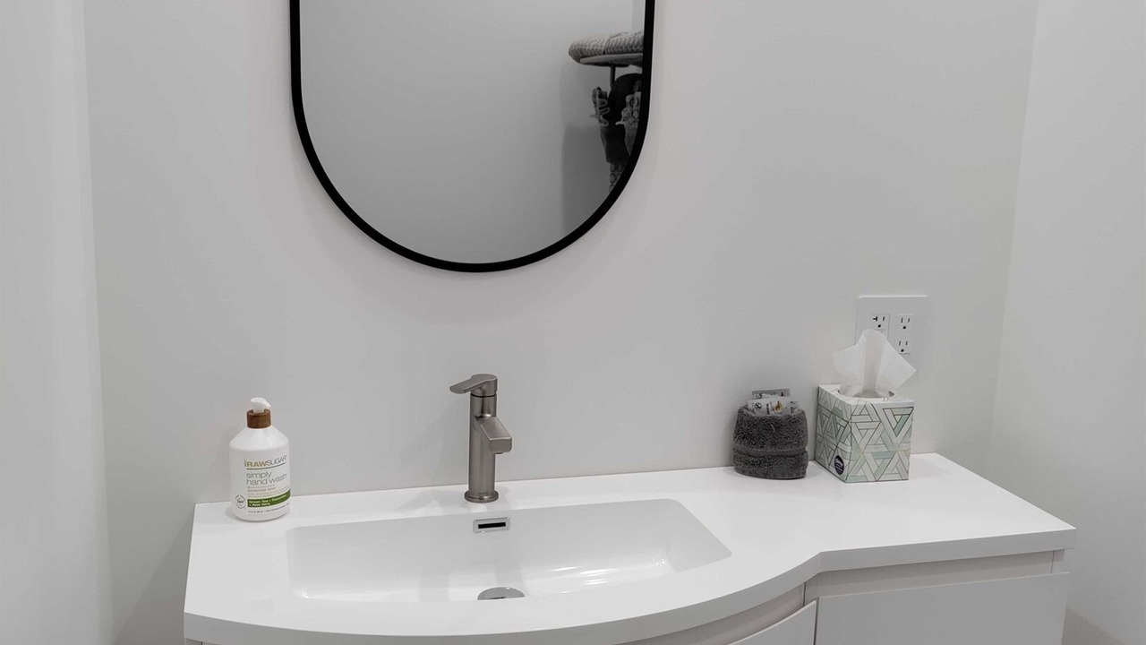 Photo of Bathroom in Hector
