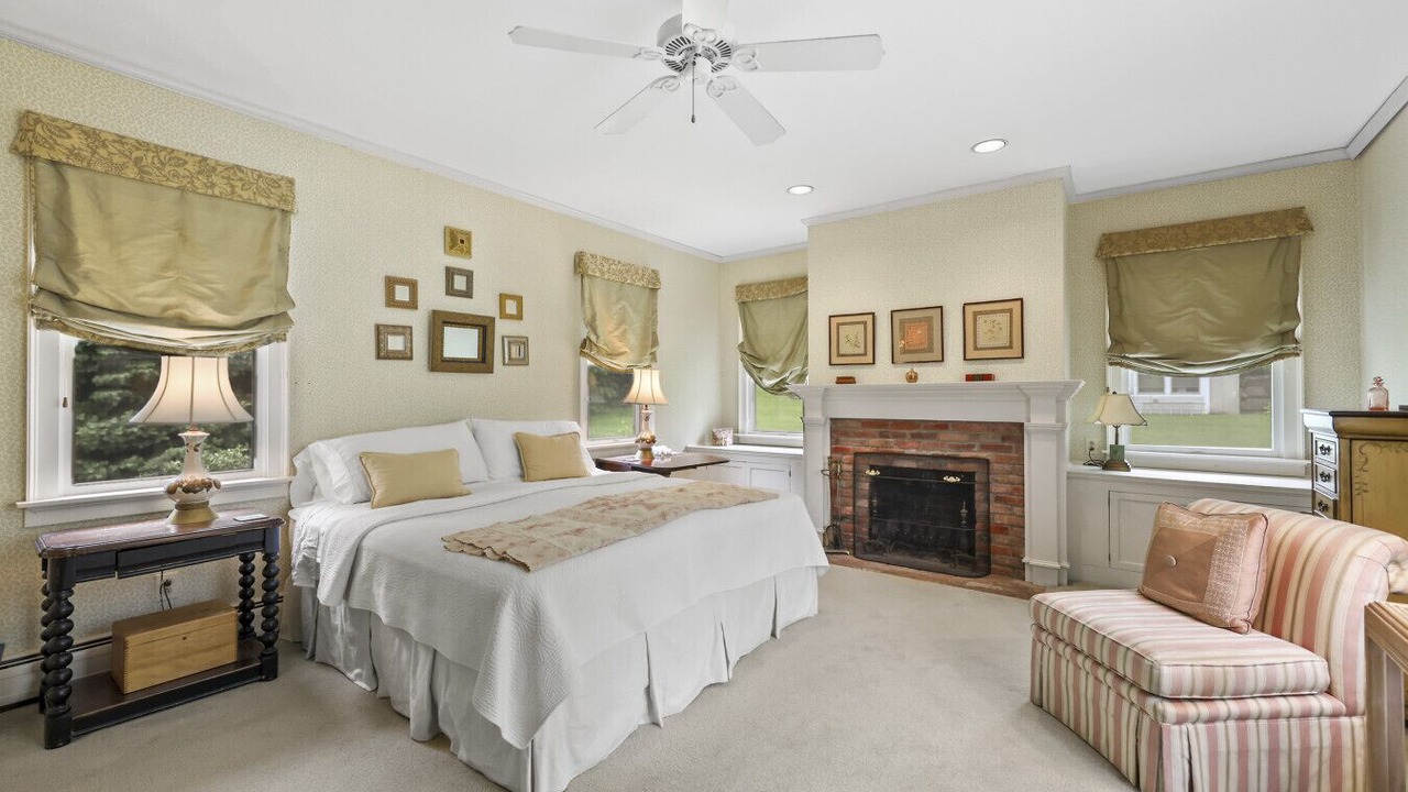Photo of Bedroom in Lenox