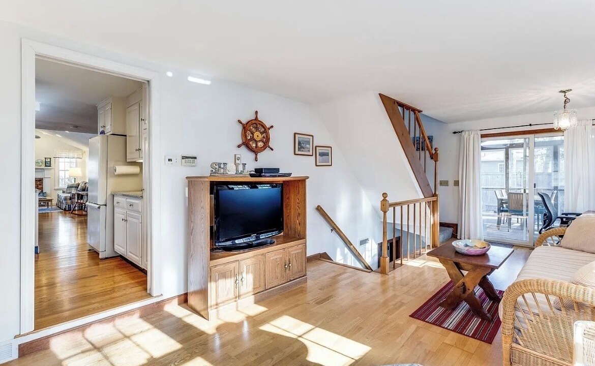 Photo of Livingroom in West Harwich