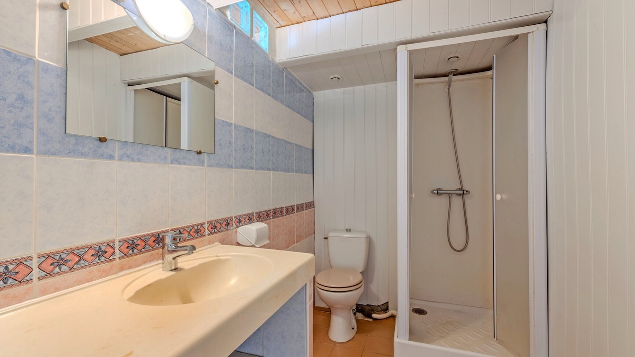 Photo of Bathroom in Porspoder