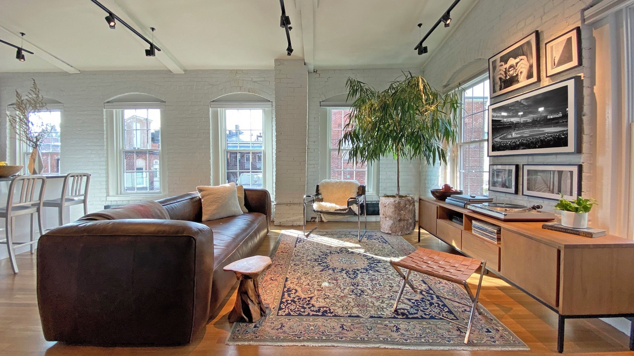 Photo of Livingroom in Northampton