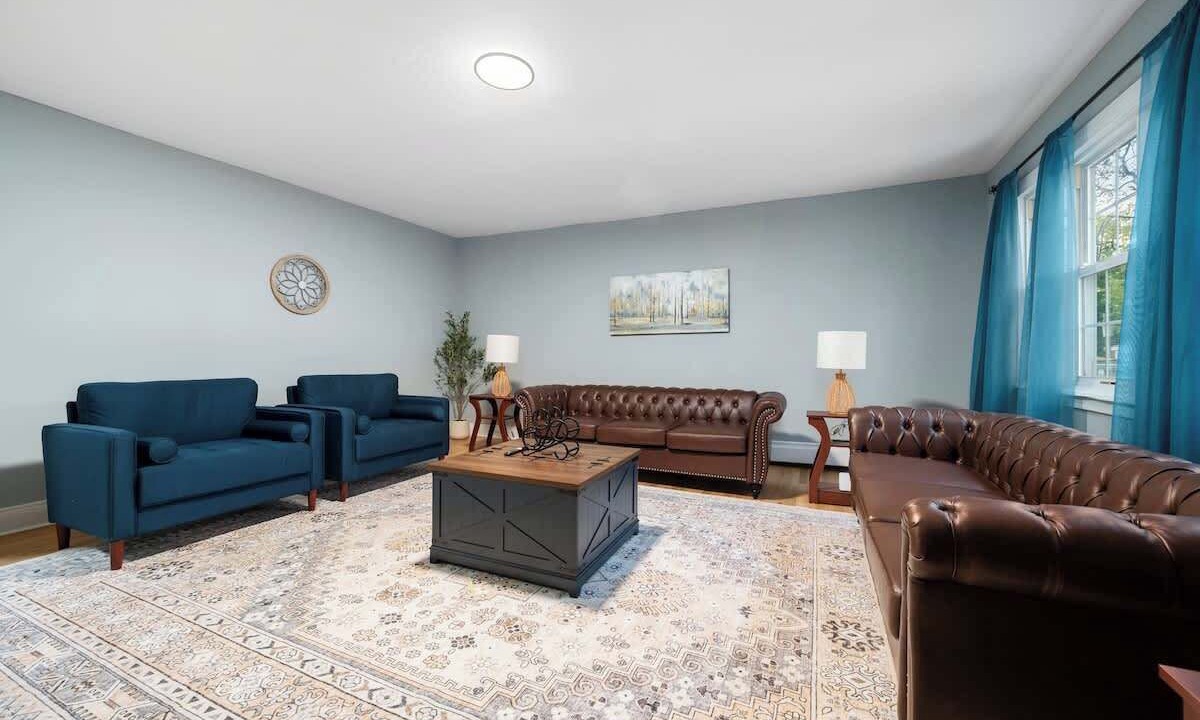 Photo of Livingroom in Southeast Yonkers
