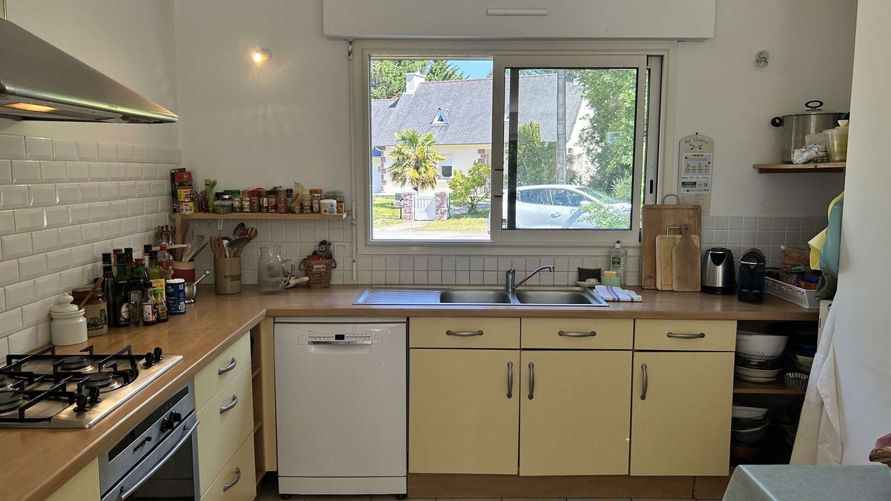 Photo of Kitchen in Sables-d'Or-les-Pins